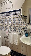 Casa Consell Gran Via Guest House
