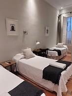Casa Consell Gran Via Guest House