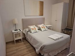 Casa Consell Gran Via Guest House