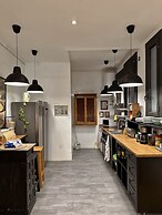 Casa Consell Gran Via Guest House