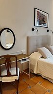 Casa Consell Gran Via Guest House