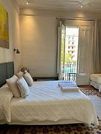 Casa Consell Gran Via Guest House