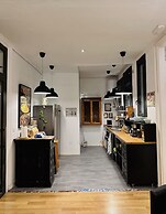 Casa Consell Gran Via Guest House