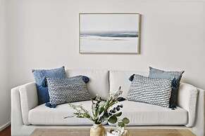 Beautiful Bondi 1-bed Apartment Meters From Beach
