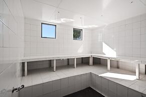 Bright 2-bed Apartment Near Wentworth Point Sights
