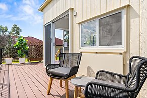 Cute 1-bed Tiny House With Garden in Nature