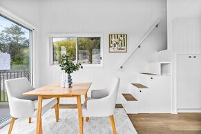 Cute 1-bed Tiny House With Garden in Nature