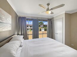Our Haven: 4-bed Escape Near Beach & Mogo Trails
