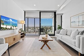 Stylish 2-bed Unit With Views & Rooftop Access