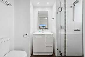 Central Brisbane Studio With Stunning River Views