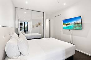 Stylish Southbank 2-bed Flat w/ Balcony