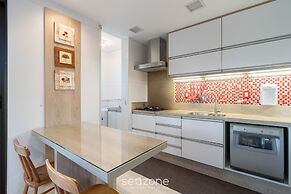 Apt w/ Gourmet Balcony 300m From Beach Cms0202