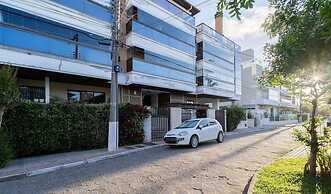 Apt w/ Gourmet Balcony 300m From Beach Cms0202