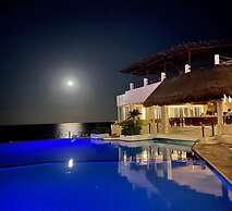 Suites Luna y Sol Caribe