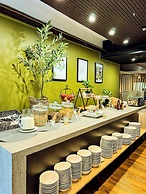 Noa Hotel