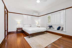 Family-friendly Home in Vibrant West End