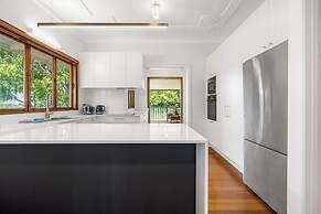 Family-friendly Home in Vibrant West End