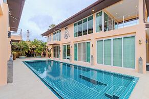 3BR Villa Pool Garden Near Beach V225