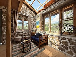 KALA STUDIO AND STAY