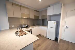 A Chic 2br, CBD Apartment Near Southern Cross