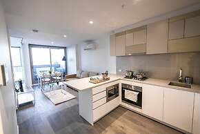 A Chic 2br, CBD Apartment Near Southern Cross