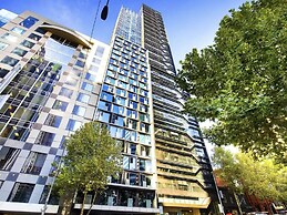 Pet-friendly Stylish 2BR Apt, Panoramic City Views