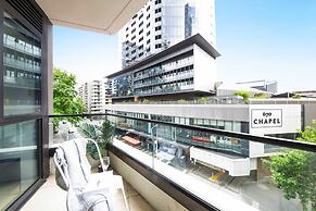 Bright & Modern 2BR Apt on Iconic Chapel Street
