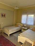 Olive Hill Apartment