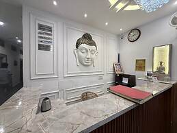 Hotel Drip Inn
