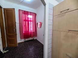 Chic 2BR Apt Downtown Long Stay