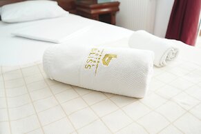 HOTEL BLISS