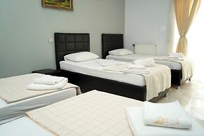 HOTEL BLISS