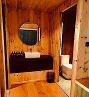 The Himalayan Phakding