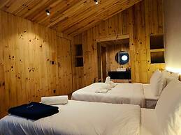 The Himalayan Phakding