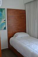 Villa With Direct Pool Access and Beach Access