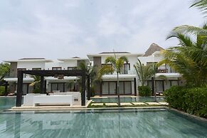 Lamar Pool 1 in Monterrico