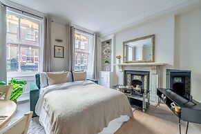 Charming 1BR Near Soho & Theatres