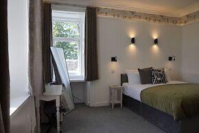 The Lochnell Arms Hotel