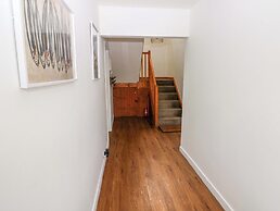 15 Lawnswood