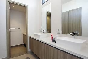 Silk Valley-4B with Private Beach Access