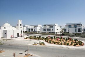 Silk Valley-4B with Private Beach Access