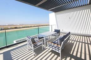 Silk Valley-4B with Private Beach Access