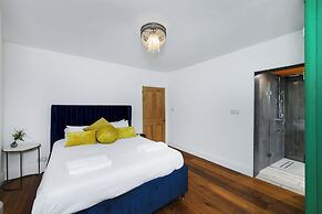 Tealby House