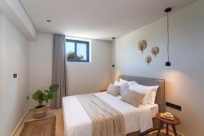 Massari Hills- Villa Nobu 4