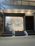 SHREE MADHAV HOTEL