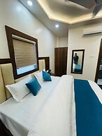SHREE MADHAV HOTEL