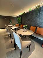 Alta Garden 03