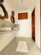 Private Complex With Swimming Pool Close to the Ocean