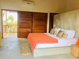 Private Complex With Swimming Pool Close to the Ocean