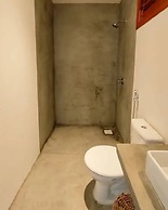 Private Complex With Swimming Pool Close to the Ocean